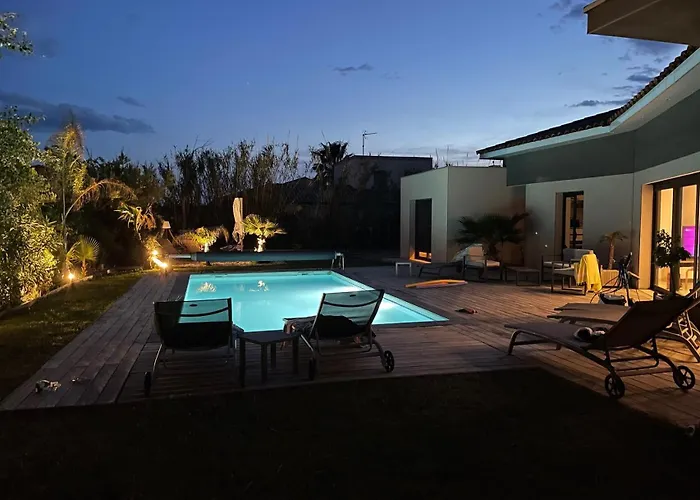 Вилла Architecte Ecume 400m Агд